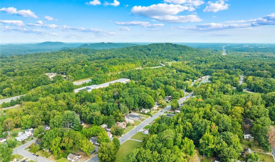 435 Peachtree St, Asheboro, NC 27203 - 4 Beds, 2 Bath