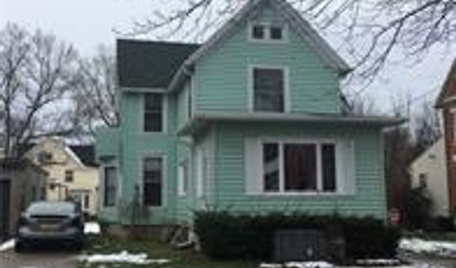 212 Ingersoll St, Albion, NY 14411 - 3 Beds, 2 Bath