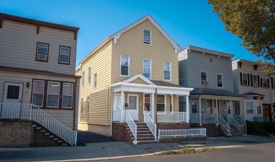 26 E 28TH St, Bayonne, NJ 07002 - 8 Beds, 4 Bath