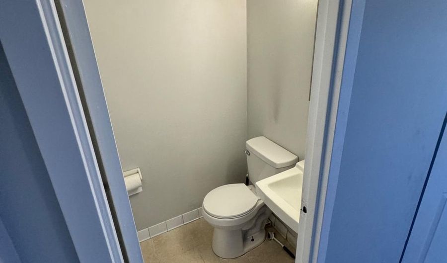 2625 WAGON Dr 338, Alexandria, VA 22303 - 2 Beds, 2 Bath