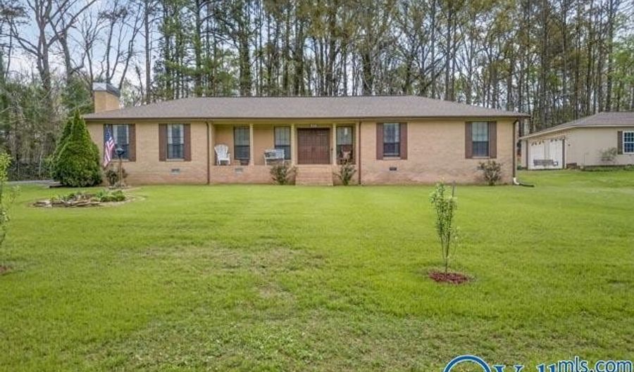 925 Valley Dr, Attalla, AL 35954 - 3 Beds, 2 Bath