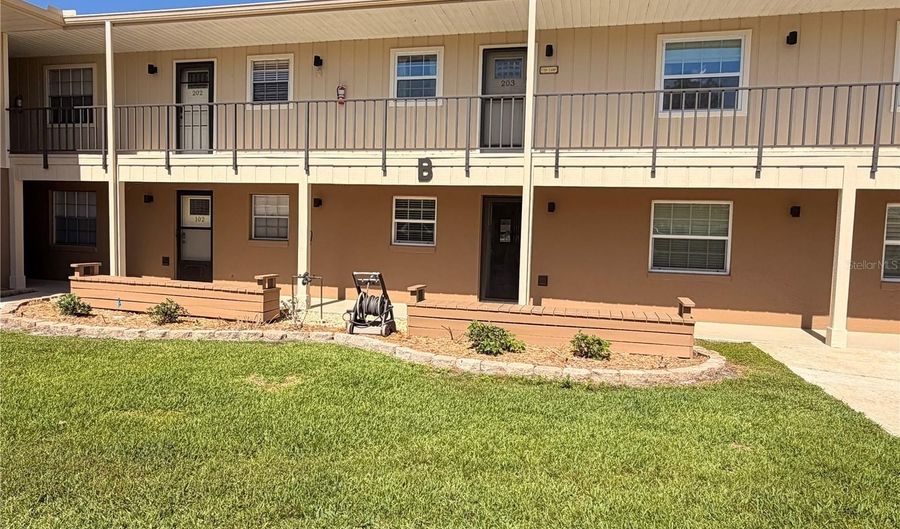 1640 JUNO Trl 205B, Astor, FL 32102 - 2 Beds, 1 Bath