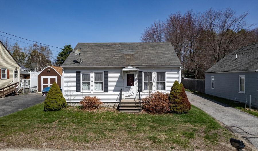 867 Minot Ave, Auburn, ME 04210 - 3 Beds, 1 Bath