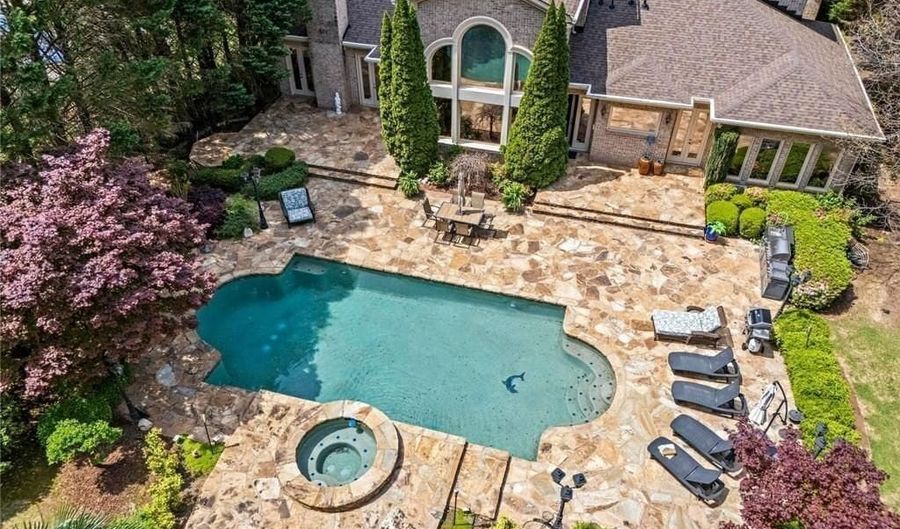 2120 Blackheath Trce, Alpharetta, GA 30005 - 6 Beds, 10 Bath