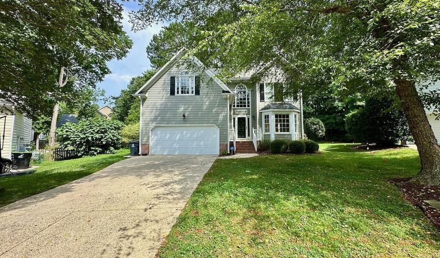 2109 Watersglen Dr, Apex, NC 27502 - 4 Beds, 3 Bath