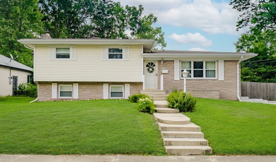 2119 Lawrence Ave, Indianapolis, IN 46227 - 3 Beds, 2 Bath