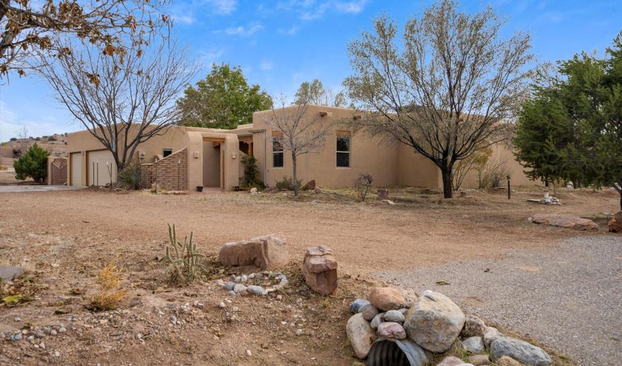 5 VIA SOLE, Algodones, NM 87001 - 3 Beds, 3 Bath