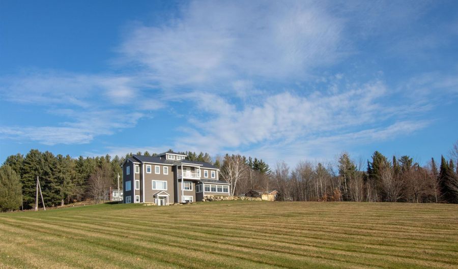 86 Forty Rd, Barton, VT 05822 - 6 Beds, 5 Bath