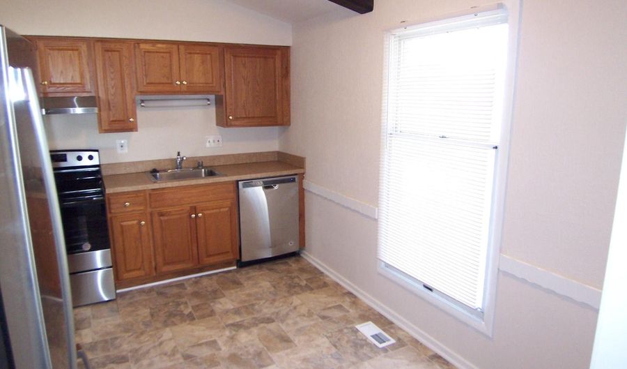 2022 MCKINLEY Ct, Bel Air, MD 21015 - 3 Beds, 2 Bath
