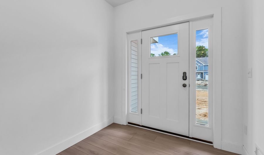 393 Southern Blvd, Bayville, NJ 08721 - 3 Beds, 3 Bath