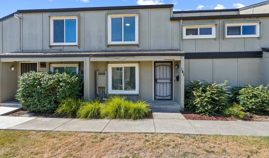 141 Rainier Ln, Antioch, CA 94509 - 4 Beds, 2 Bath
