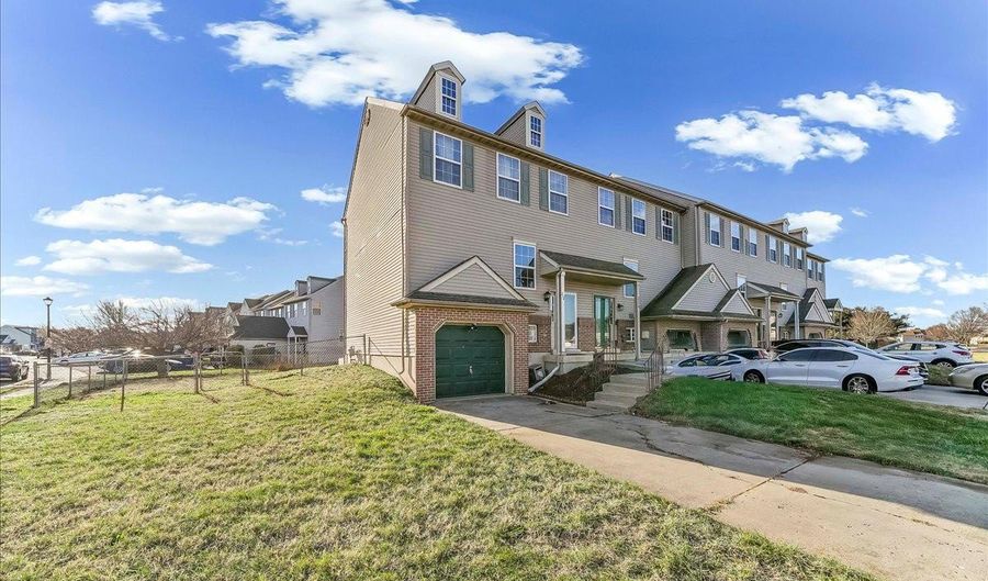 212 CHARRING CROSS Dr, Dover, DE 19904 - 3 Beds, 2 Bath