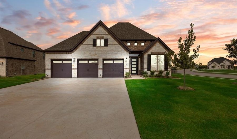 304 Big Antler Ct, Heath, TX 75032 - 3 Beds, 2 Bath