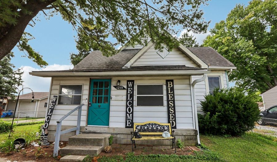 1219 Martin St, Indianapolis, IN 46227 - 3 Beds, 1 Bath