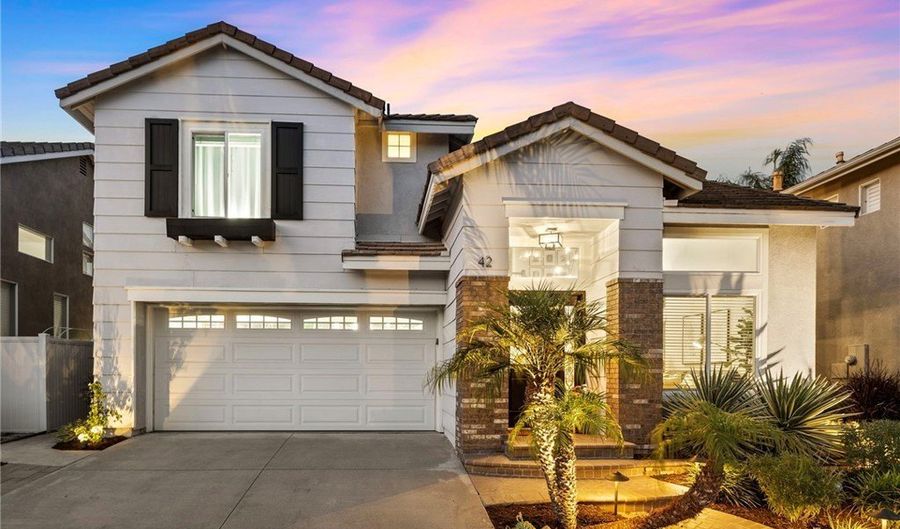 42 Beech Dr, Aliso Viejo, CA 92656 - 4 Beds, 3 Bath