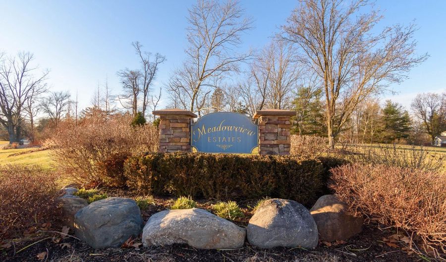 521 DOGWOOD Dr, Ambler, PA 19002 - 3 Beds, 3 Bath