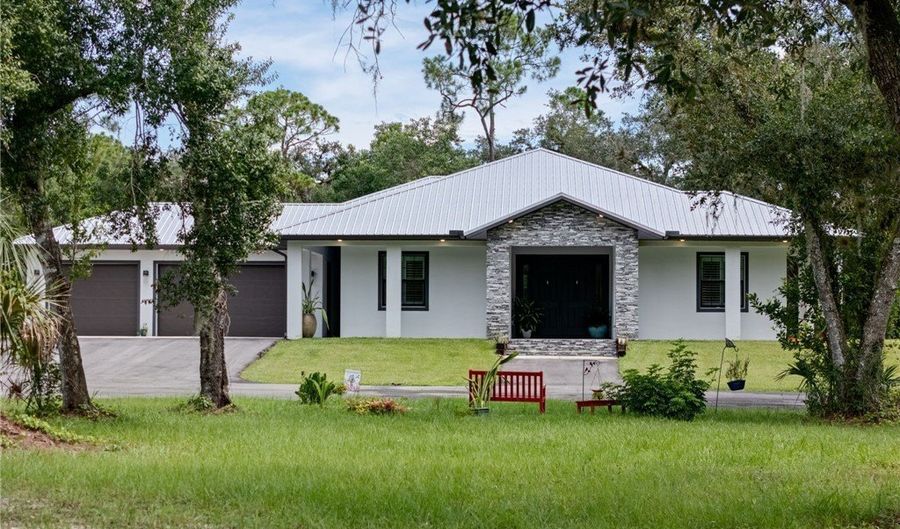 18851 Palm Beach Blvd, Alva, FL 33920 - 3 Beds, 4 Bath