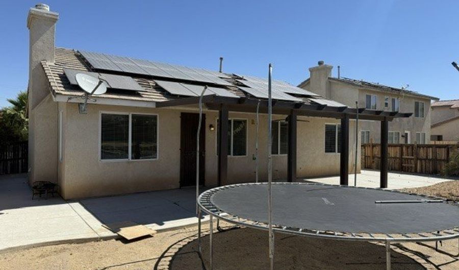 11755 Cliffrose Ct, Adelanto, CA 92301 - 5 Beds, 2 Bath