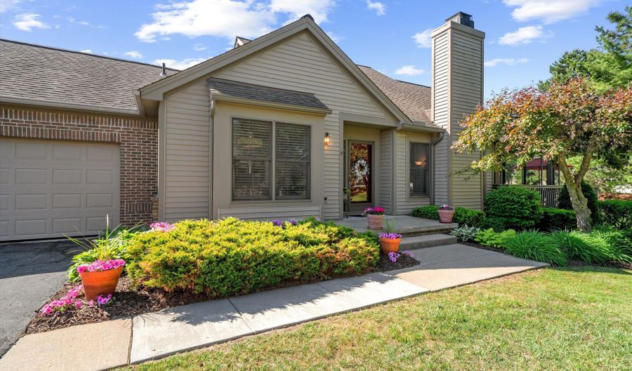 447 Sumark Way, Ann Arbor, MI 48103 - 2 Beds, 3 Bath