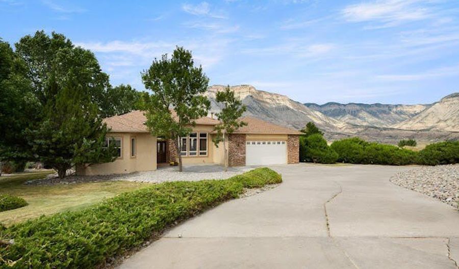 31 Boulder Ridge Dr, Battlement Mesa, CO 81635 - 4 Beds, 4 Bath