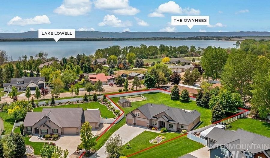 15387 Reminiscene Dr, Caldwell, ID 83607 - 4 Beds, 4 Bath