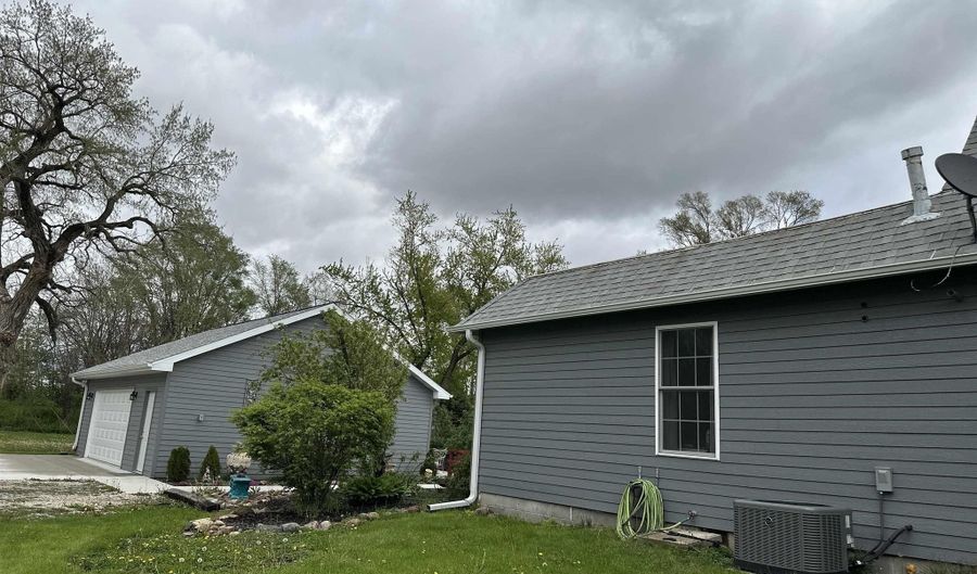 310 W 1st St, Atlantic, IA 50022 - 2 Beds, 1 Bath