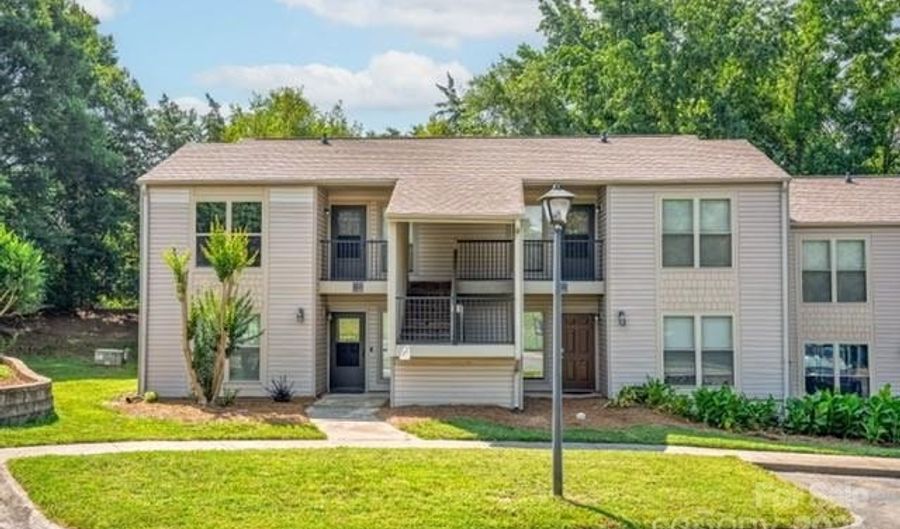 11035 Cedar View Rd, Charlotte, NC 28226 - 1 Beds, 1 Bath