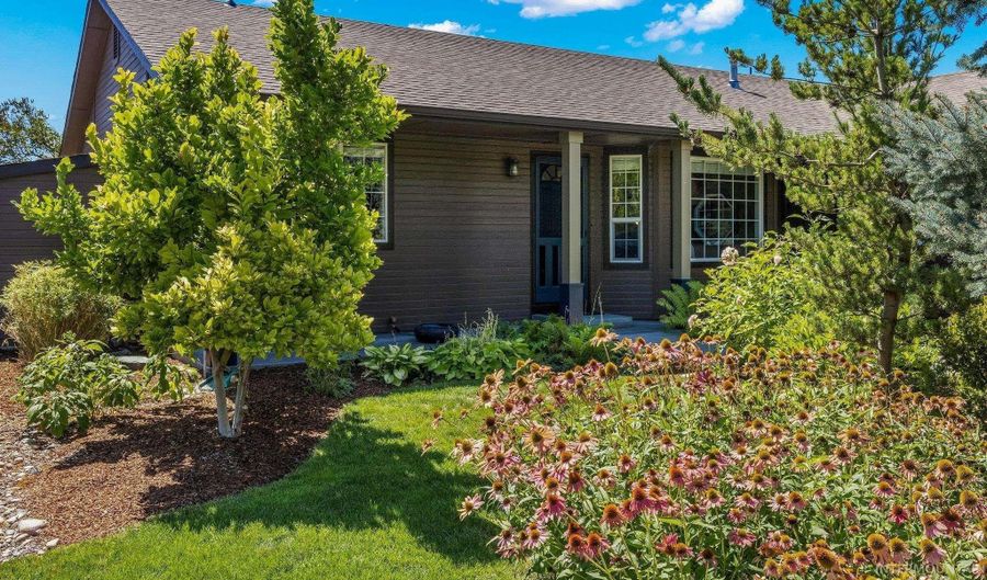 8085 W Rygate Ct, Boise, ID 83714 - 3 Beds, 2 Bath