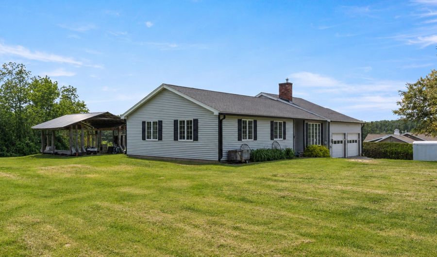 446 Eastern Ave, Augusta, ME 04330 - 3 Beds, 3 Bath