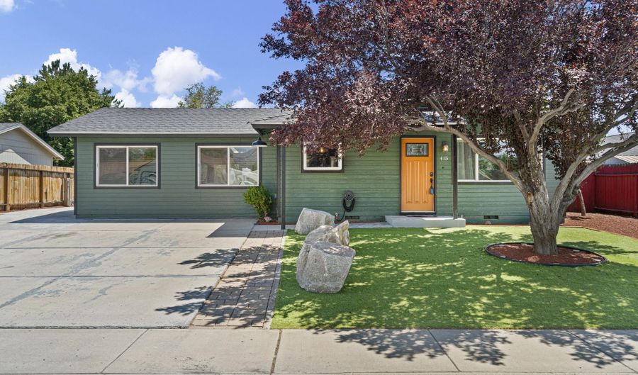 415 Keystone Dr, Dayton, NV 89403 - 3 Beds, 2 Bath