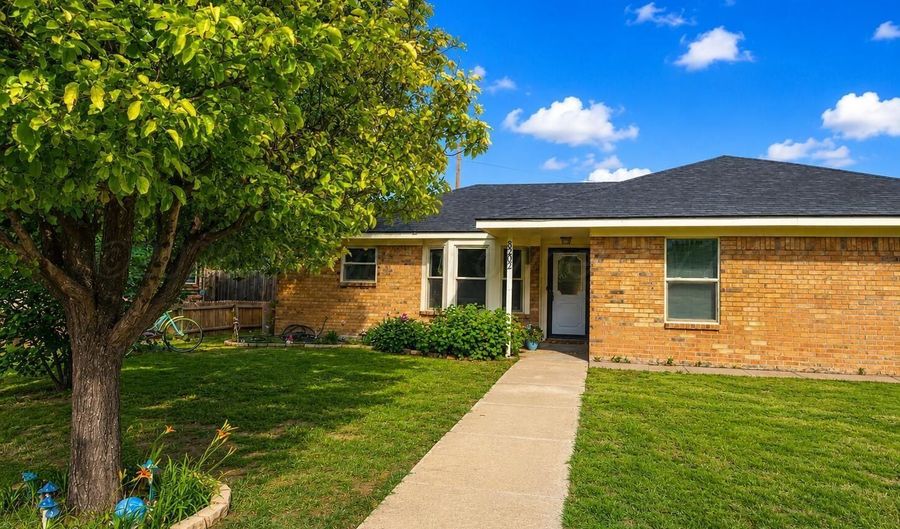 8202 TEJAS Trl, Amarillo, TX 79110 - 3 Beds, 2 Bath