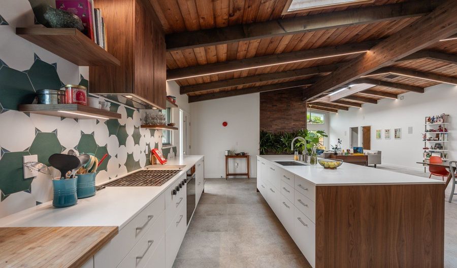 85 Mahiloa Pl, Kailua, HI 96734 - 4 Beds, 4 Bath