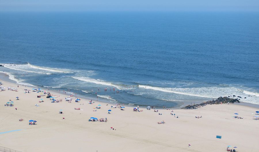 309 Spier Ave, Allenhurst, NJ 07711 - 5 Beds, 4 Bath