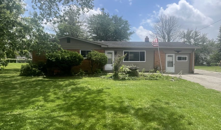7155 E County Road 150 S, Avon, IN 46123 - 3 Beds, 2 Bath