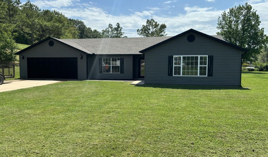 144 Riverview Dr, Anderson, MO 64831 - 3 Beds, 2 Bath