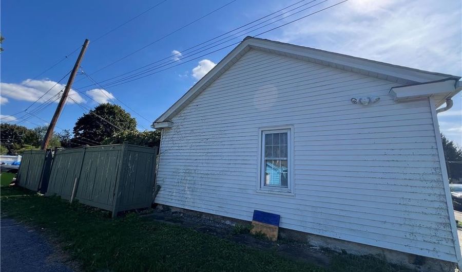 135 W Wabash St, Allentown, PA 18103 - 4 Beds, 1 Bath