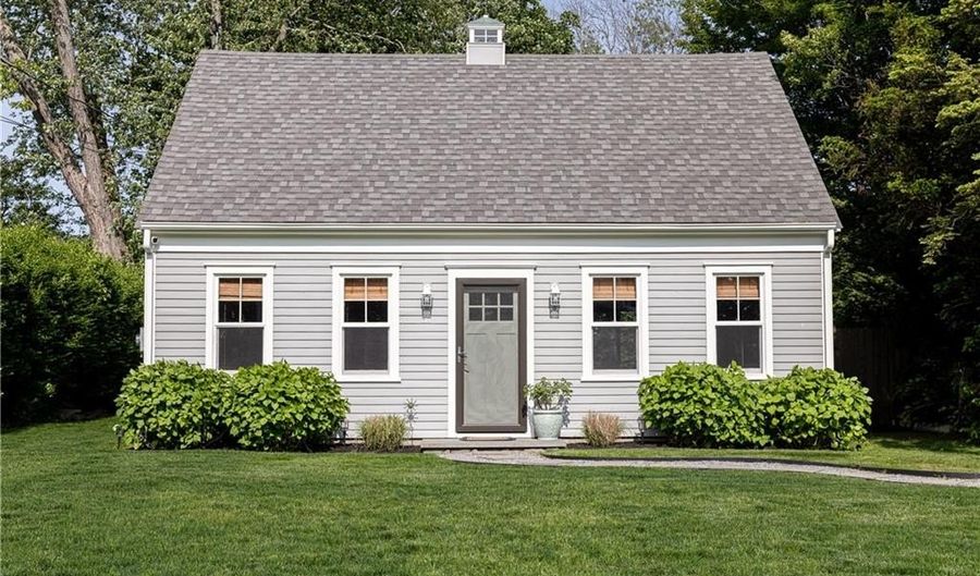 57 Warren Ave, Middletown, RI 02842 - 3 Beds, 2 Bath