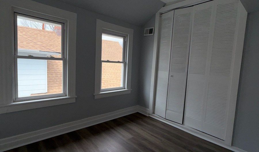 7-9 Wilson St 3, Bridgeport, CT 06605 - 2 Beds, 1 Bath