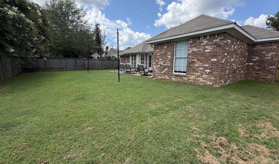 229 Camelot Way, Brandon, MS 39047 - 4 Beds, 2 Bath