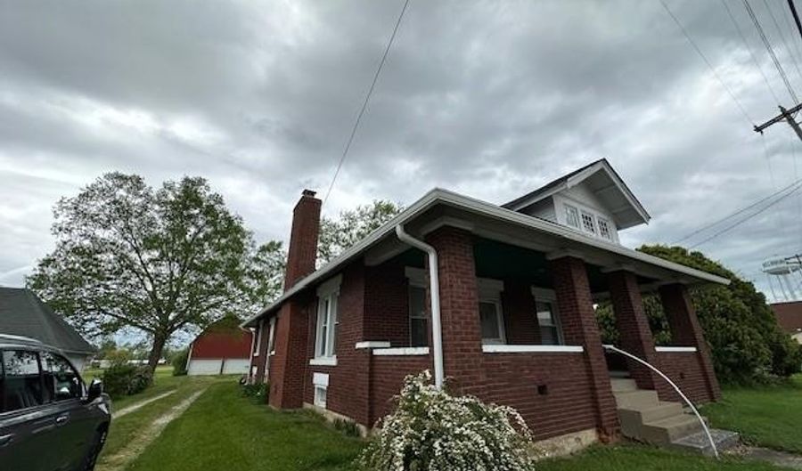 155 S Sycamore St, Campbellsburg, IN 47108 - 2 Beds, 1 Bath