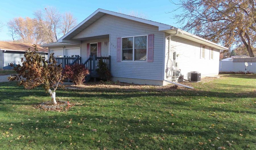 530 S 5th, Akron, IA 51001 - 3 Beds, 2 Bath