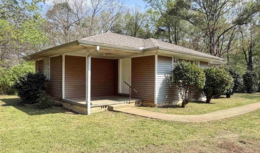 3920 OLD JASPER Hwy, Adamsville, AL 35005 - 2 Beds, 1 Bath