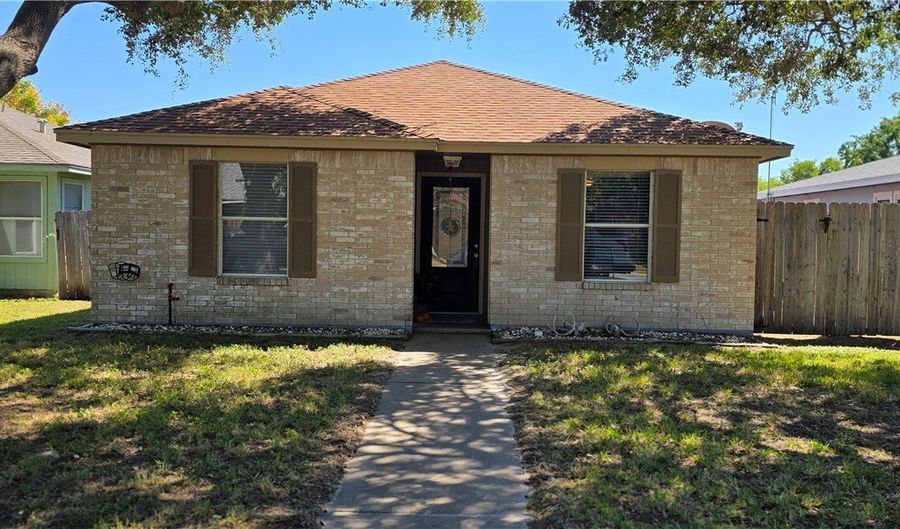 109 Misty, Aransas Pass, TX 78336 - 3 Beds, 2 Bath