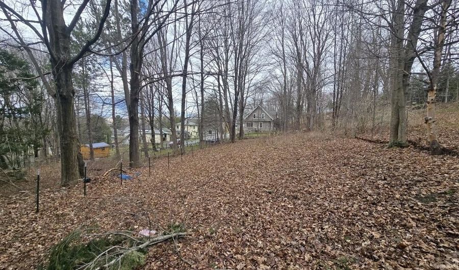 153 Cony St, Augusta, ME 04330 - 3 Beds, 2 Bath