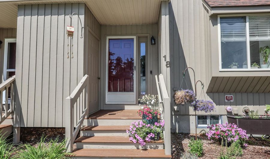 18 Suffolk Ct 159, Bedford, NH 03110 - 2 Beds, 2 Bath