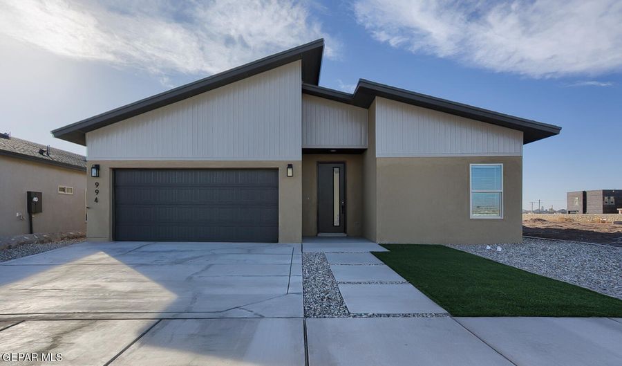 994 Barbara Ave, Socorro, TX 79927 - 3 Beds, 2 Bath