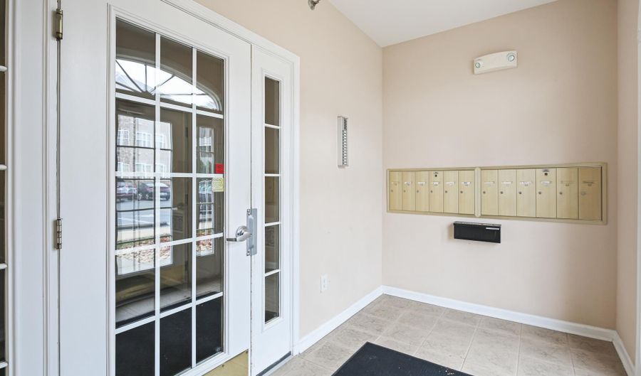 130- A W BROADWAY 1A, Bel Air, MD 21014 - 2 Beds, 2 Bath