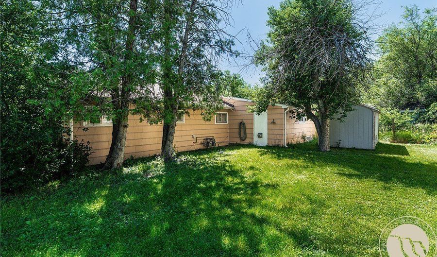 242 Hemlock Dr, Billings, MT 59101 - 3 Beds, 2 Bath