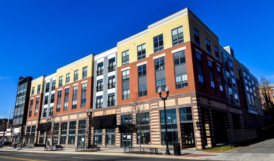 989 S BUCHANAN St 416, Arlington, VA 22204 - 1 Beds, 1 Bath