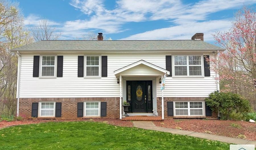 421 Conner Ln, Axton, VA 24054 - 4 Beds, 3 Bath